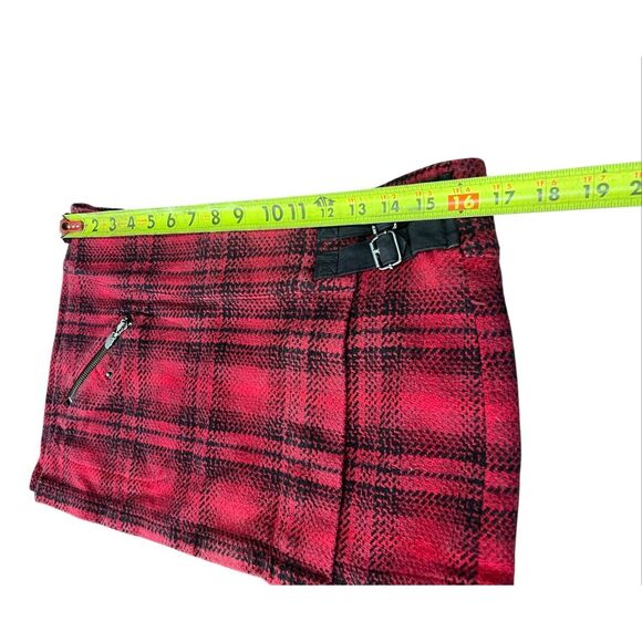 Vans woman’s 9 red black plaid tartan skater punk rock mini skirt - Picture 4 of 10